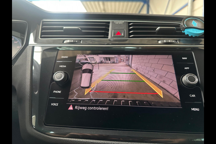 Volkswagen Tiguan 1.5 TSI 3x R-Line Pano|ACC|Virtual|Line Assist|FULL Volkswagen Tiguan 1.5 TSI 3x R-Line Pano|ACC|Virtual|Line Assist|FULL