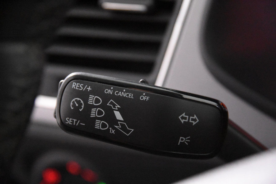 Seat León ST 1.5 TGI Move Ultimate Edition *1ste Eigenaar*Navigatie*PDC*CNG*