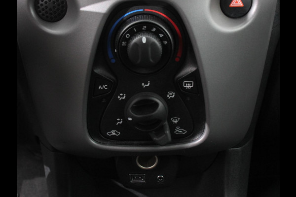 Peugeot 108 1.0 e-VTi Active 5-drs | Airco | Bluetooth