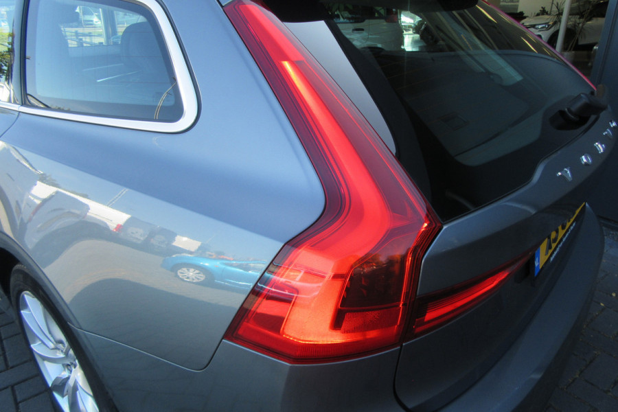 Volvo V90 2.0 T4 Momentum, Leder, Blis, Carplay, Trekhaak