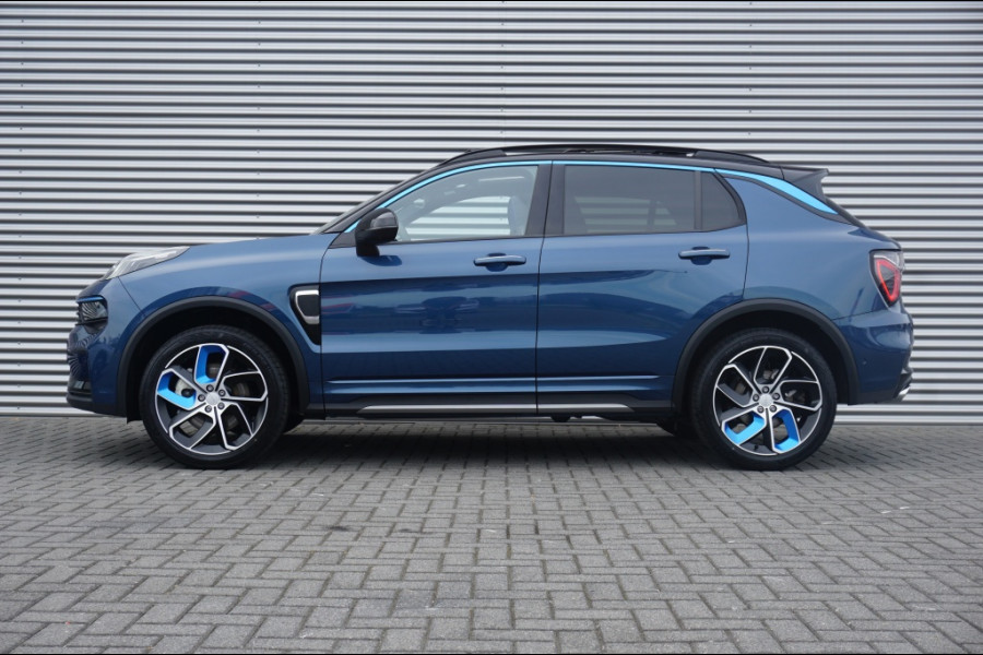 Lynk & Co 01 262PK PHEV NIEUW!! | SCHUIFDAK | WINTERPACK | ADAPTIVE!