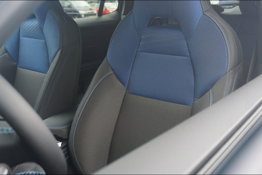 Lynk & Co 01 262PK PHEV NIEUW!! | SCHUIFDAK | WINTERPACK | ADAPTIVE!