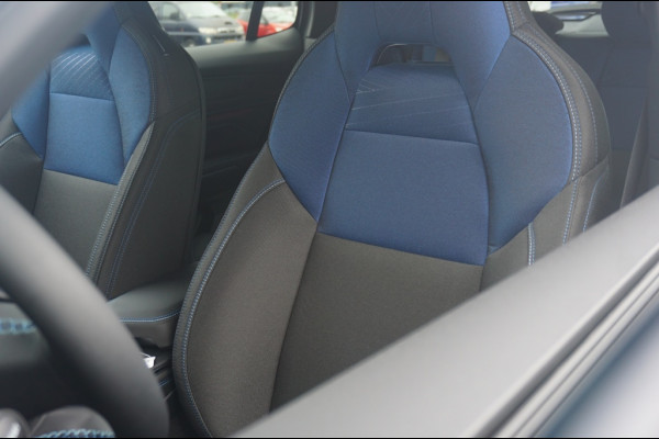 Lynk & Co 01 262PK PHEV NIEUW!! | SCHUIFDAK | WINTERPACK | ADAPTIVE!