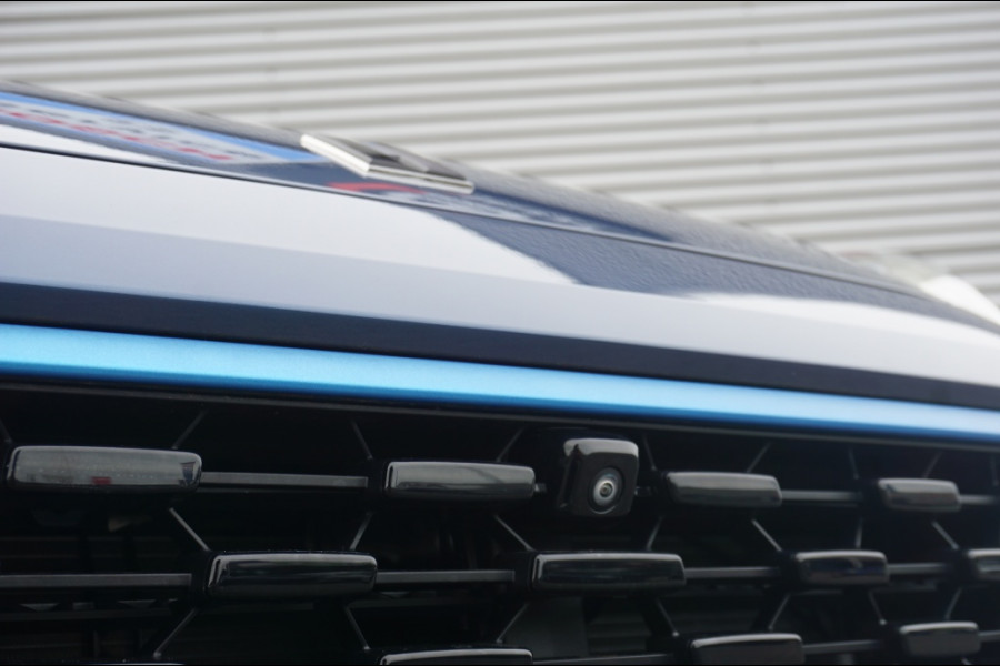 Lynk & Co 01 262PK PHEV NIEUW!! | SCHUIFDAK | WINTERPACK | ADAPTIVE!
