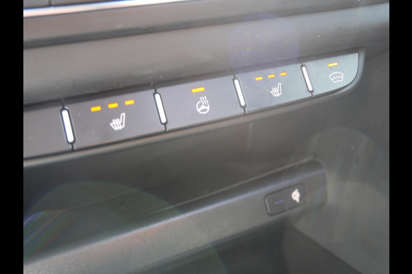 Kia ProCeed 1.6 T-GDI GT | 204 PK | Automaat | Schuif/kantel Dak | Stoel-stuurverwarming | Clima |