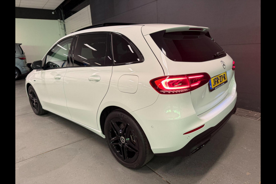 Mercedes-Benz B-Klasse 250 e Premium 18''AMG WIDE-SCREEN PANO/LED/DAB/CAM/ECC/PDC/CRUISE///