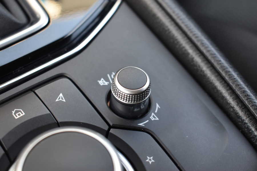 Mazda CX-5 2.0 e-SA-G M Hybrid 165 Automaat / 360 Camera /  Carplay / Parkeerhulp / Trekhaak / Stoel & stuur verwarming