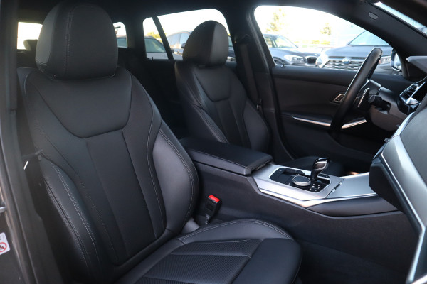 BMW 3 Serie Touring M-Sport Hifi / Stoelverwarming / 18inch / Sportstoelen /