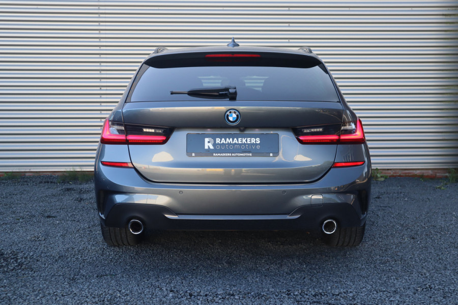 BMW 3 Serie Touring M-Sport Hifi / Stoelverwarming / 18inch / Sportstoelen /