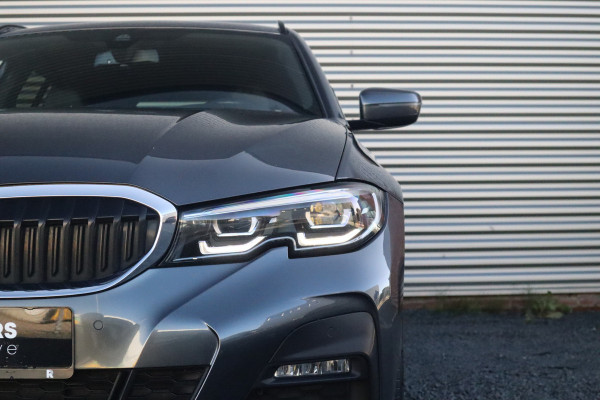 BMW 3 Serie Touring M-Sport Hifi / Stoelverwarming / 18inch / Sportstoelen /