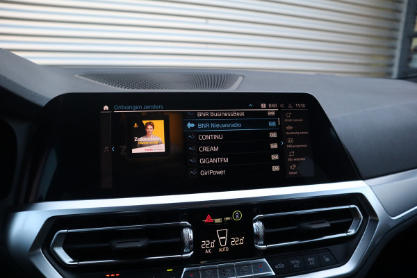 BMW 3 Serie Touring M-Sport Hifi / Stoelverwarming / 18inch / Sportstoelen /