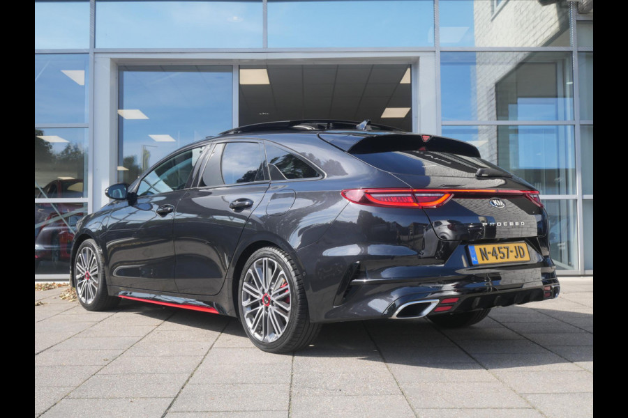 Kia ProCeed 1.6 T-GDI GT | 204 PK | Automaat | Schuif/kantel Dak | Stoel-stuurverwarming | Clima |