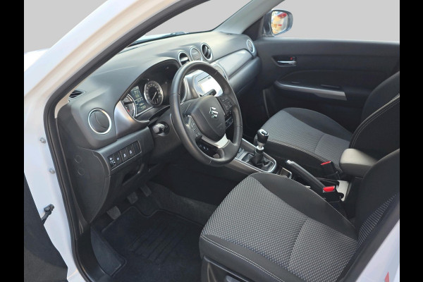 Suzuki Vitara 1.4 Boosterjet Select | Navigatie | All-Season Banden | Achteruitrijcamera/Parkeersensoren | Stoelverwarming | Cruisecontrol |