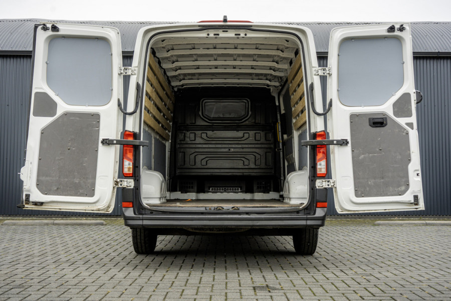 Volkswagen Crafter 30 TDI | L3H2 | Camera | CarPlay | Mirrorlink | Cruise | Airco | Euro 6