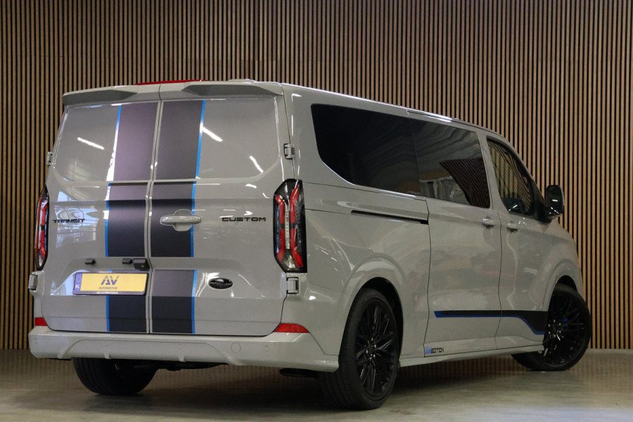 Ford Transit Custom 320 2.0 TDCI L2H1 Sport 170 PK DC | L+R Schuifdeur | Dubbel Cabine | ACC | Blind Spot | Navigatie | Camera | CarPlay | Lane Assi | Raptor Edition | Trekhaak | 6-Zitter | MODELJAAR 2025 | BPM VRIJ | Verlengde fabrieksgarantie tot 12-2029 | Dubbel Cabine