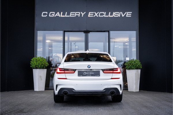 BMW 3-serie 320i Executive Edition - M Sport | Origineel NL | Panorama | Cruise Control | Camera