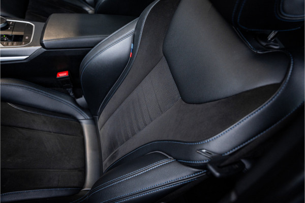BMW 3-serie 320i Executive Edition - M Sport | Origineel NL | Panorama | Cruise Control | Camera