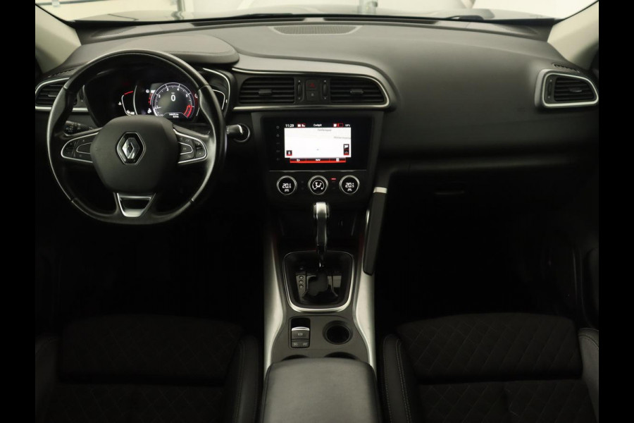 Renault Kadjar 1.3 TCe Zen | Panoramadak | Trekhaak | Leder | Keyless | Full LED | Camera | Sfeerverlichting | Carplay | Navigatie | Stoelverwarming | LMV 19 inch