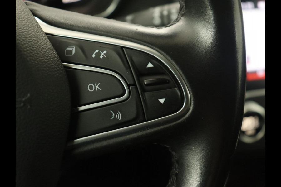 Renault Kadjar 1.3 TCe Zen | Panoramadak | Trekhaak | Leder | Keyless | Full LED | Camera | Sfeerverlichting | Carplay | Navigatie | Stoelverwarming | LMV 19 inch