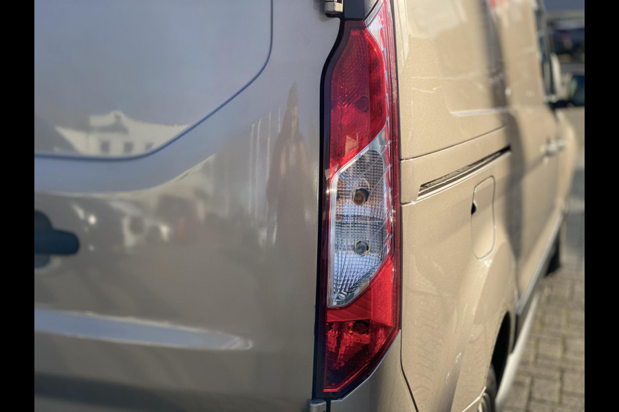 Ford Transit Connect 1.5 EcoBlue L2 Limited Zuid | 120pk | Navigatie | Trekhaak | Camera | Cruise Control | Stoel met bank