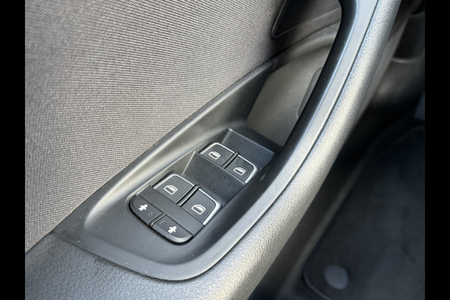 Audi A6 Limousine 1.8 TFSI ultra Lease Edition| Trekhaak | LED | Navi | Bluetooth