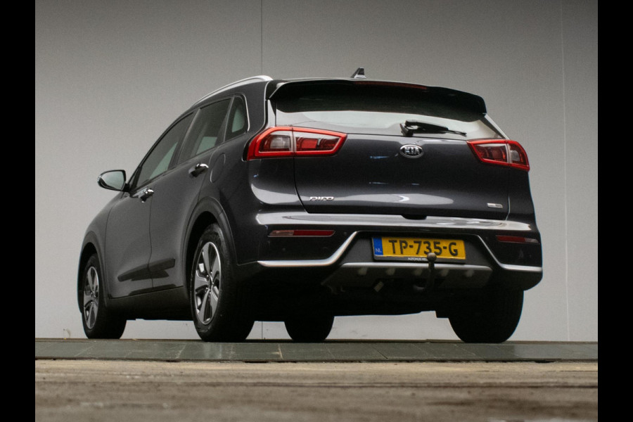 Kia Niro 1.6 GDi Hybrid DynamicLine Sport (NAVI,CAR PLAY,CAMERA,PDC,LED,CRUISE,CLIMATE,TREKHAAK,DAB,SPORTSTOELEN,LM,NETTE STAAT)