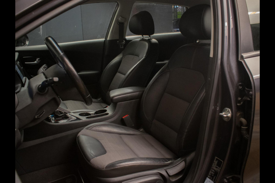 Kia Niro 1.6 GDi Hybrid DynamicLine Sport (NAVI,CAR PLAY,CAMERA,PDC,LED,CRUISE,CLIMATE,TREKHAAK,DAB,SPORTSTOELEN,LM,NETTE STAAT)