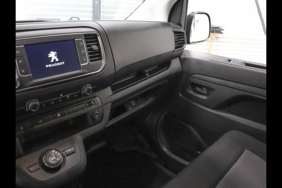 Peugeot Expert 2.0 145pk L3 Automaat Airco Navigatie Cruise control Trekaak 3 zits Carplay