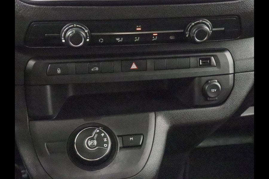 Peugeot Expert 2.0 145pk L3 Automaat Airco Navigatie Cruise control Trekaak 3 zits Carplay