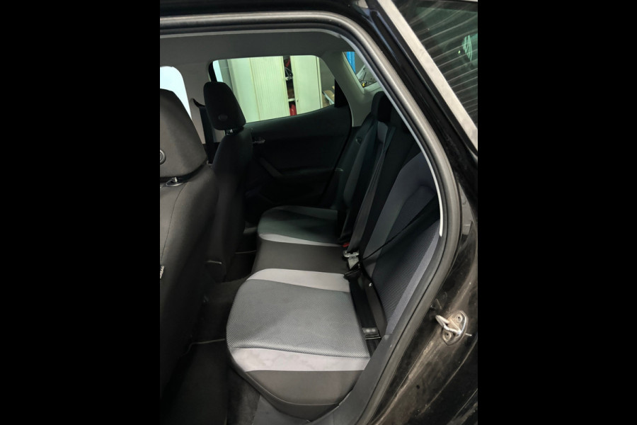 Seat Arona 1.0 TSI Style Business Intense Navi | Clima | Cruise | Camera | PDC