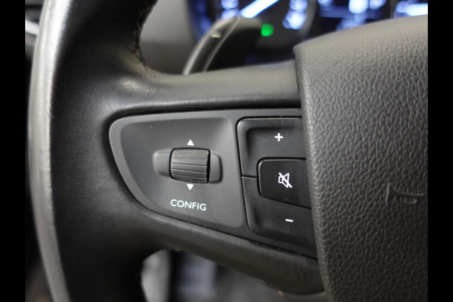 Opel Vivaro 2.0 BlueHDi 145PK L3 Automaat Airco Navigatie Bluetooth Cruise Trekhaak