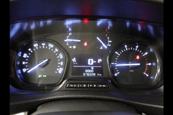 Opel Vivaro 2.0 BlueHDi 145PK L3 Automaat Airco Navigatie Bluetooth Cruise Trekhaak