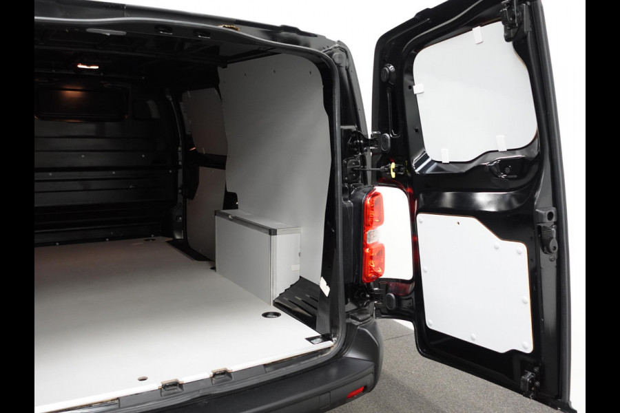 Opel Vivaro 2.0 BlueHDi 145PK L3 Automaat Airco Navigatie Bluetooth Cruise Trekhaak
