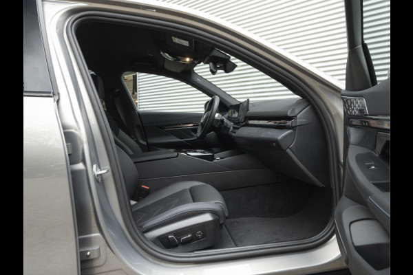 BMW i5 xDrive40 M-Sport - Onderstel Prof - Trekhaak - Bowers & Wilkins - Driving Ass Prof BMW i5 xDrive40 M-Sport - Onderstel Prof - Trekhaak - Bowers & Wilkins - Driving Ass Prof