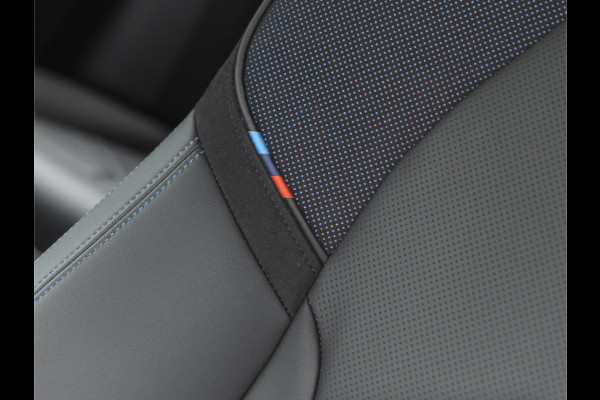 BMW i5 xDrive40 M-Sport - Onderstel Prof - Trekhaak - Bowers & Wilkins - Driving Ass Prof BMW i5 xDrive40 M-Sport - Onderstel Prof - Trekhaak - Bowers & Wilkins - Driving Ass Prof