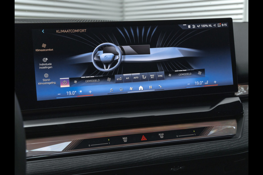 BMW i5 xDrive40 M-Sport - Onderstel Prof - Trekhaak - Bowers & Wilkins - Driving Ass Prof BMW i5 xDrive40 M-Sport - Onderstel Prof - Trekhaak - Bowers & Wilkins - Driving Ass Prof