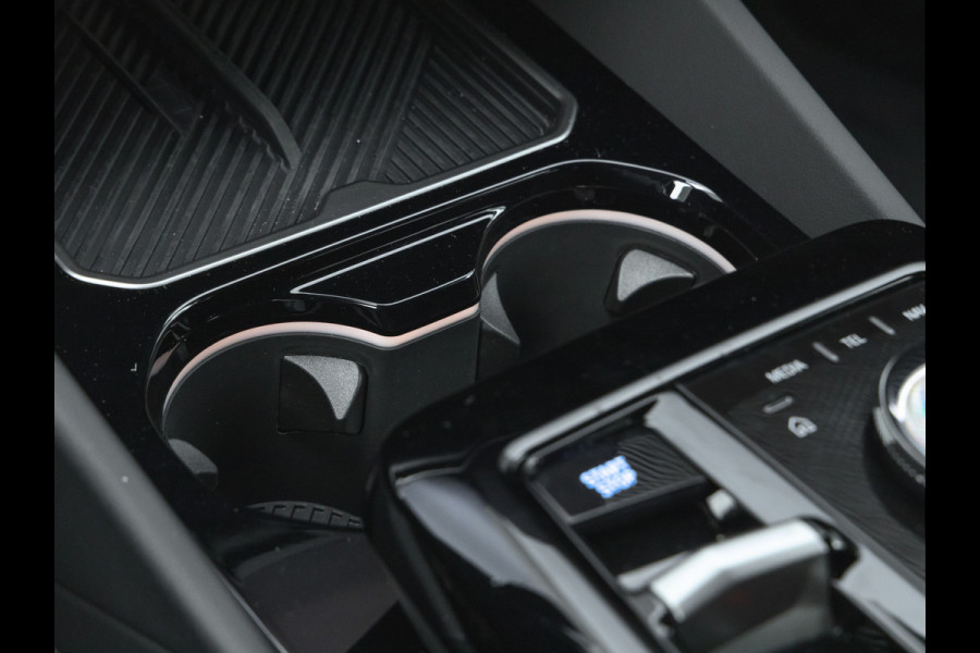 BMW i5 xDrive40 M-Sport - Onderstel Prof - Trekhaak - Bowers & Wilkins - Driving Ass Prof BMW i5 xDrive40 M-Sport - Onderstel Prof - Trekhaak - Bowers & Wilkins - Driving Ass Prof