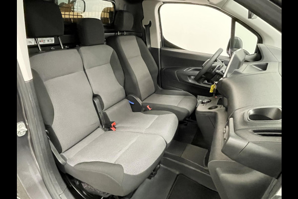 Peugeot Partner 1.5 BlueHDI Premium Automaat Navi PDC V&A Camera Trekhaak Cruise Control 3-zits