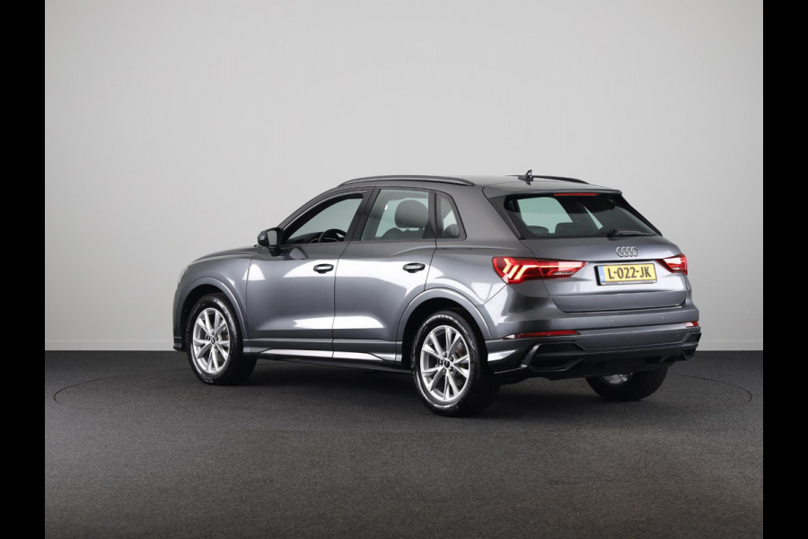 Audi Q3 35 TFSI S edition 150pk S-tronic | Navigatie | Keyless entry | Apple Carplay -/ Android auto | Parkeersensoren voor en achter