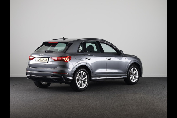 Audi Q3 35 TFSI S edition 150pk S-tronic | Navigatie | Keyless entry | Apple Carplay -/ Android auto | Parkeersensoren voor en achter