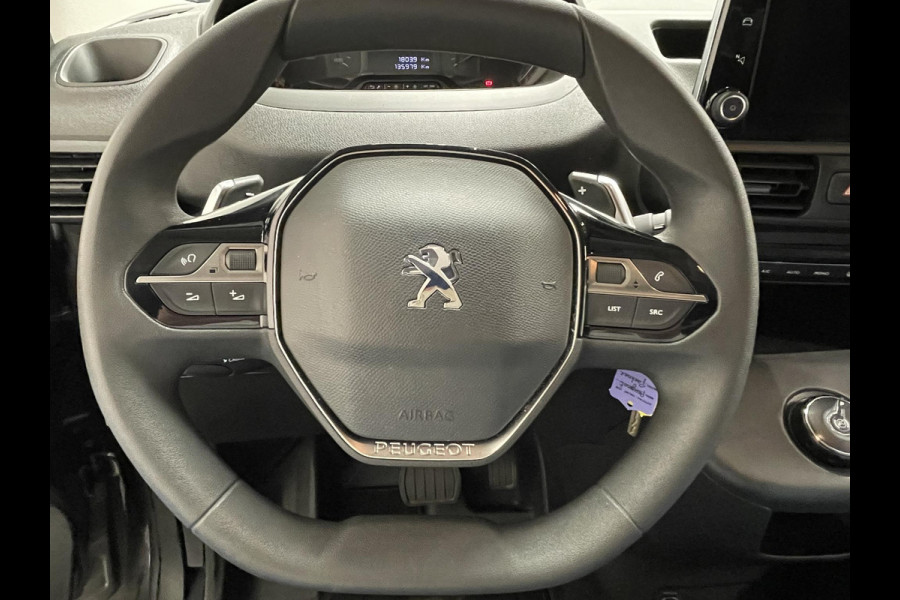 Peugeot Partner 1.5 BlueHDI Premium Automaat Navi PDC V&A Camera Trekhaak Cruise Control 3-zits