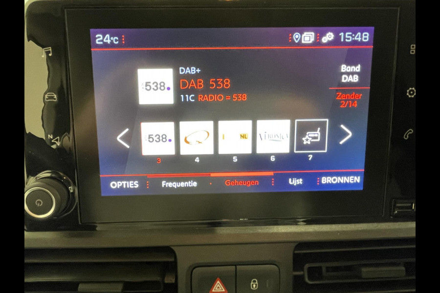Peugeot Partner 1.5 BlueHDI Premium Automaat Navi PDC V&A Camera Trekhaak Cruise Control 3-zits