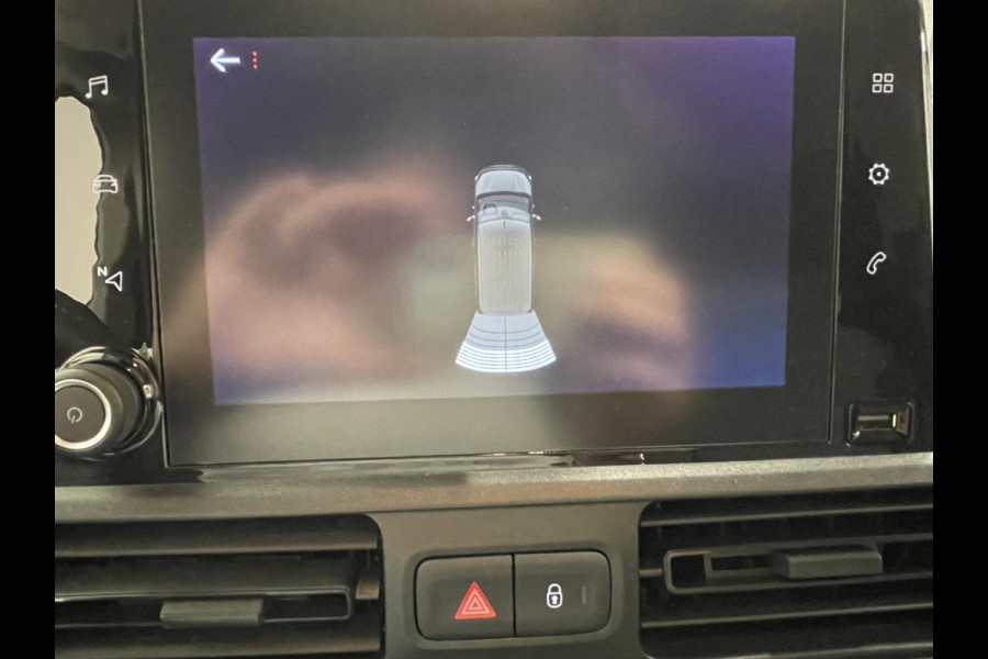 Peugeot Partner 1.5 BlueHDI Premium Automaat Navi PDC V&A Camera Trekhaak Cruise Control 3-zits