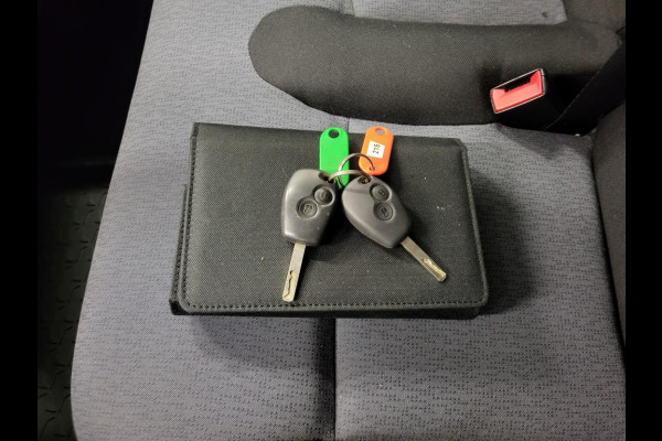 Opel Vivaro Combi 1.6CDTI 9-Personenbus - Excl. BTW / BPM vrij Euro 6! Opel Vivaro Combi 1.6CDTI 9-Personenbus - Excl. BTW / BPM vrij Euro 6!