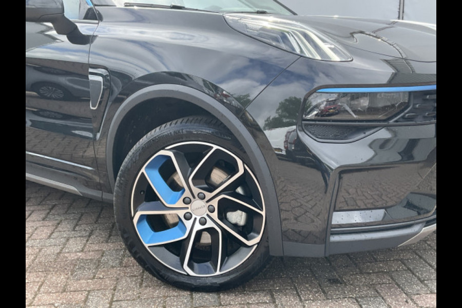 Lynk & Co 01 1.5 262pk Plug-in Pano.dak Apple Carplay Trekhaak