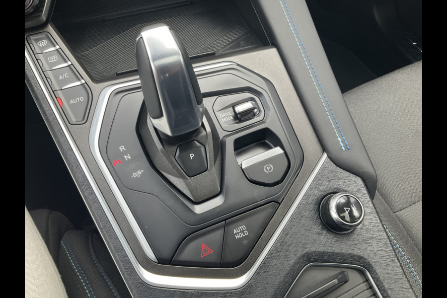 Lynk & Co 01 1.5 262pk Plug-in Pano.dak Apple Carplay Trekhaak