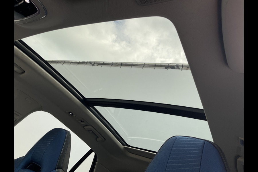 Lynk & Co 01 1.5 262pk Plug-in Pano.dak Apple Carplay Trekhaak