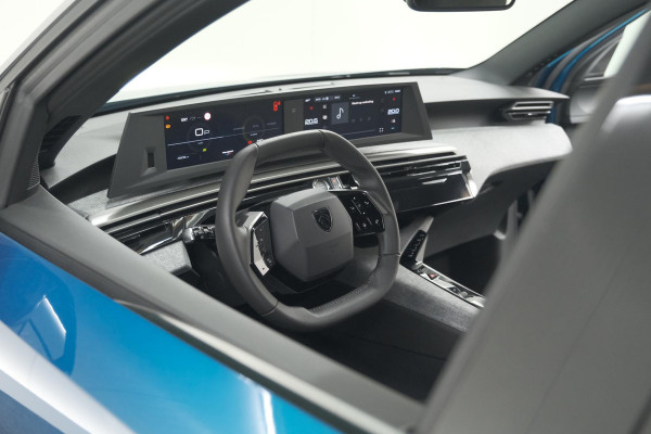Peugeot 3008 Hybrid 136 e-DSC6 Allure | Camera | Apple Carplay | Parkeersensoren Peugeot 3008 Hybrid 136 e-DSC6 Allure | Camera | Apple Carplay | Parkeersensoren