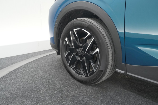 Peugeot 3008 Hybrid 136 e-DSC6 Allure | Camera | Apple Carplay | Parkeersensoren Peugeot 3008 Hybrid 136 e-DSC6 Allure | Camera | Apple Carplay | Parkeersensoren