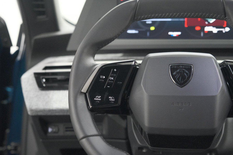 Peugeot 3008 Hybrid 136 e-DSC6 Allure | Camera | Apple Carplay | Parkeersensoren Peugeot 3008 Hybrid 136 e-DSC6 Allure | Camera | Apple Carplay | Parkeersensoren